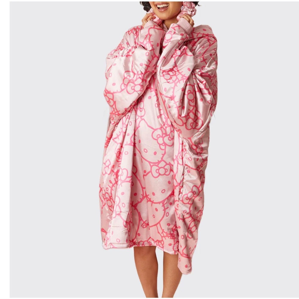 NWOT Kitsch x Hello Kitty Satin Glazey in Pink Kitty Faces